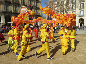 Celebraci&oacute; de l'any nou xin&egrave;s, el 4716, any del Gos, a Girona