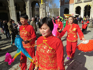 Celebraci&oacute; de l'any nou xin&egrave;s, el 4716, any del Gos, a Girona