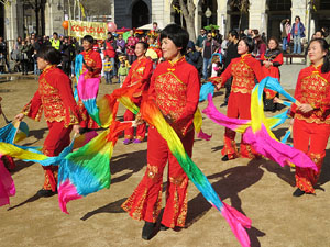 Celebraci&oacute; de l'any nou xin&egrave;s, el 4716, any del Gos, a Girona