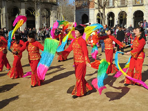 Celebraci&oacute; de l'any nou xin&egrave;s, el 4716, any del Gos, a Girona