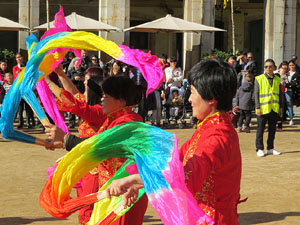 Celebraci&oacute; de l'any nou xin&egrave;s, el 4716, any del Gos, a Girona