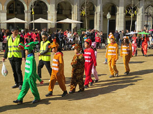 Celebraci&oacute; de l'any nou xin&egrave;s, el 4716, any del Gos, a Girona