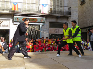 Celebraci&oacute; de l'any nou xin&egrave;s, el 4716, any del Gos, a Girona