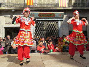 Celebraci&oacute; de l'any nou xin&egrave;s, el 4716, any del Gos, a Girona