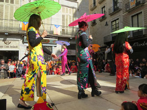Celebraci&oacute; de l'any nou xin&egrave;s, el 4716, any del Gos, a Girona