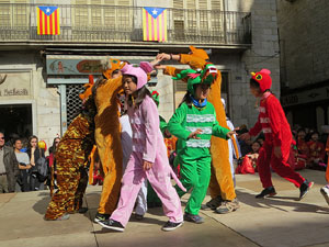 Celebraci&oacute; de l'any nou xin&egrave;s, el 4716, any del Gos, a Girona
