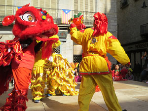 Celebraci&oacute; de l'any nou xin&egrave;s, el 4716, any del Gos, a Girona