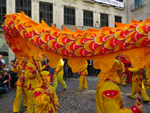 Celebraci&oacute; de l'any nou xin&egrave;s, el 4716, any del Gos, a Girona