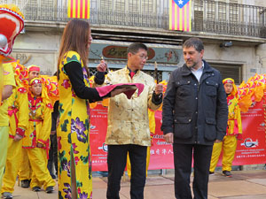 Celebraci&oacute; de l'any nou xin&egrave;s, el 4716, any del Gos, a Girona