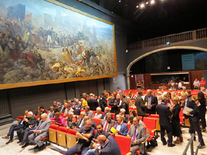 Diada Nacional 2017. Acte institucional a l'Auditori Josep Irla, amb parlaments de Marta Madrenas, Fermí Santamaria i Dolors Bassa
