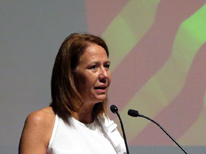 Diada Nacional 2017. Acte institucional a l'Auditori Josep Irla, amb parlaments de Marta Madrenas, Fermí Santamaria i Dolors Bassa