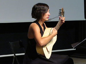 Diada Nacional 2017. Acte institucional a l'Auditori Josep Irla, amb parlaments de Marta Madrenas, Ferm&iacute; Santamaria i Dolors Bassa