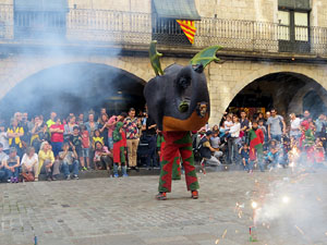 Festes de Primavera de Girona 2018. Entrega del Petit Drac Major de Girona