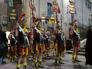 Setmana Santa 2018 a Girona. Sortida dels Manaies per lliurar el Penó