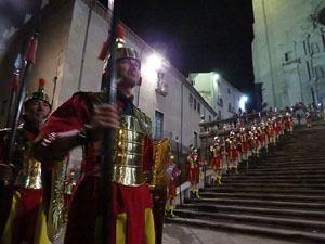 Setmana Santa 2018 a Girona. Sortida dels Manaies per lliurar el Penó
