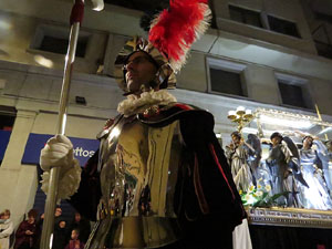 Setmana Santa 2018 a Girona. Process&oacute; del Sant Enterrament