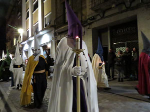 Setmana Santa 2018 a Girona. Process&oacute; del Sant Enterrament