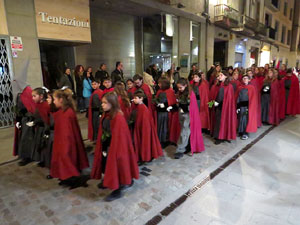 Setmana Santa 2018 a Girona. Process&oacute; del Sant Enterrament