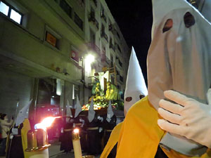 Setmana Santa 2018 a Girona. Process&oacute; del Sant Enterrament