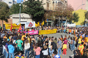 Concentraci&oacute; per la llibertat dels presos pol&iacute;tics a la pla&ccedil;a del Vi