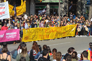 Concentraci&oacute; per la llibertat dels presos pol&iacute;tics a la pla&ccedil;a del Vi
