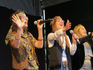 Festival A Capella 2018. Actuaci&oacute; de les Anxovetes & The Hanfris Quartet a la pla&ccedil;a de la Independ&egrave;ncia
