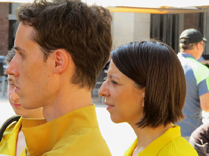 Arribada a la pla&ccedil;a de la Independ&egrave;ncia de la Flama del Canig&oacute; 2018