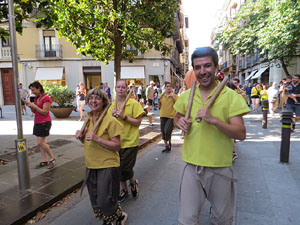 Cercavila de la Flama del Canig&oacute; 2018 fins la pla&ccedil;a del Vi