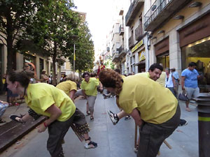 Cercavila de la Flama del Canig&oacute; 2018 fins la pla&ccedil;a del Vi