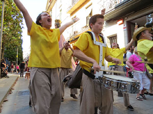 Cercavila de la Flama del Canig&oacute; 2018 fins la pla&ccedil;a del Vi