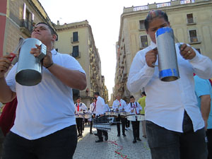 Cercavila de la Flama del Canig&oacute; 2018 fins la pla&ccedil;a del Vi