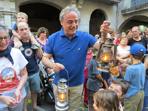Encesa del foc a la pla&ccedil;a del Vi