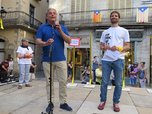 Encesa del foc a la pla&ccedil;a del Vi
