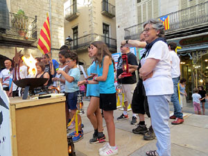 Encesa del foc a la pla&ccedil;a del Vi