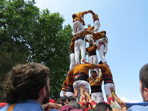Temps de Flors 2018. Diada Castellera a la pla&ccedil;a de Sant Feliu amb els Marrecs de Salt, els Xics de Granollers, i els Sagals d�Osona