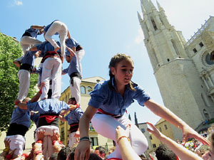 Temps de Flors 2018. Diada Castellera a la pla&ccedil;a de Sant Feliu amb els Marrecs de Salt, els Xics de Granollers, i els Sagals d�Osona