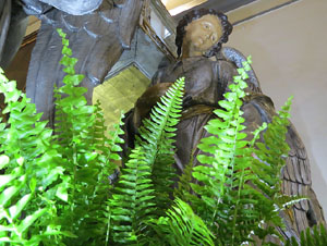 Temps de Flors 2018. Muntatges i instal&middot;lacions florals als diversos espais de l'Esgl&eacute;sia dels Dolors