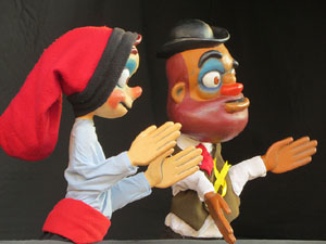 Inaguraci&oacute; oficial de la pla&ccedil;a de l'U d'octubre 2017 al barri del Mercadal