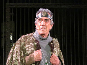 Representaci&oacute; de la Consueta de Sant Jordi cavaller a la nau g&ograve;tica de la Catedral. Diada de Sant Jordi 2018