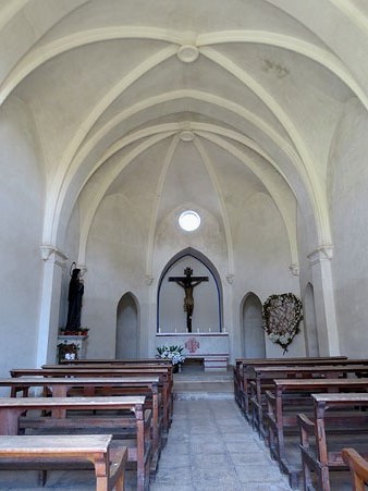 Interior de la capella del Calvari