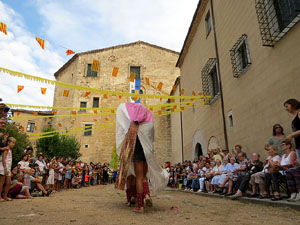Festa Major de Sant Daniel 2018 - Cercavila des del mirador de Montorr&oacute; a la placeta d'entrada del Monestir de Sant Daniel