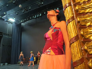 FITAG 2018 - Representaci&oacute; de l'obra Oceans, a c&agrave;rrec del grup El Mirall, de Blanes, al Teatre Municipal