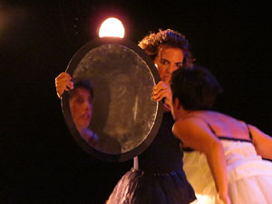 FITAG 2018 - Representaci&oacute; de l'obra Oceans, a c&agrave;rrec del grup El Mirall, de Blanes, al Teatre Municipal