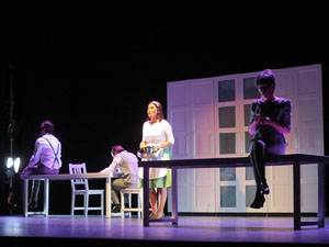 FITAG 2018 - Representaci&oacute; de l'obra 'Persona, yo y nosotros al mismo tiempo', del grup La Peseta Teatro, al Teatre Municipal