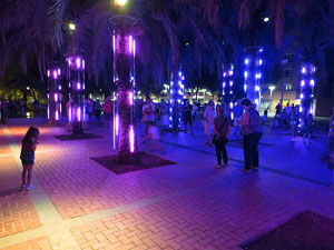 Festival Temps d'Art. Espectacle Cl&uacute;ster al Parc Central de Girona