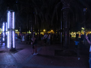 Festival Temps d'Art. Espectacle Cl&uacute;ster al Parc Central de Girona