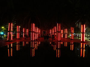 Festival Temps d'Art. Espectacle Cl&uacute;ster al Parc Central de Girona