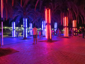 Festival Temps d'Art. Espectacle Cl&uacute;ster al Parc Central de Girona