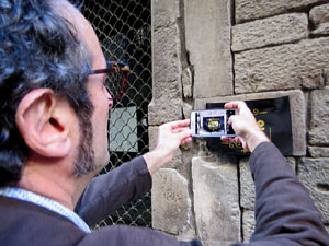 Centenari del xuixo. Descobriment d'una placa commemorativa a la Cort Reial de Girona