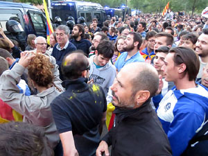 Concentraci&oacute; per l'1-O davant la subdelegaci&oacute; del Gobierno a Jaume I